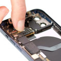 تعویض فلت شارژ iPhone 12