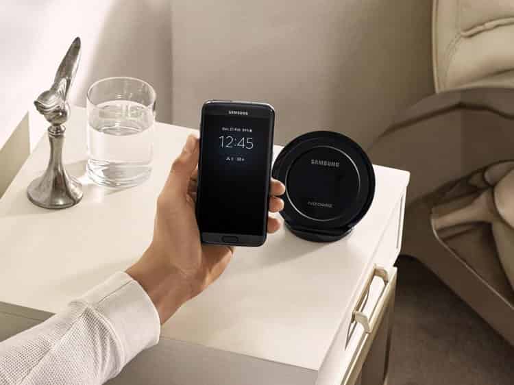 Samsung Fast Charge Wireless Charging Stand