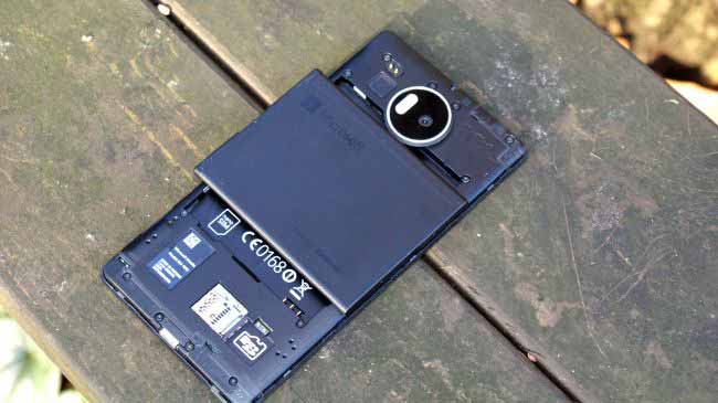 بررسی تخصصی لومیا lumia 950 xl؛ باتری